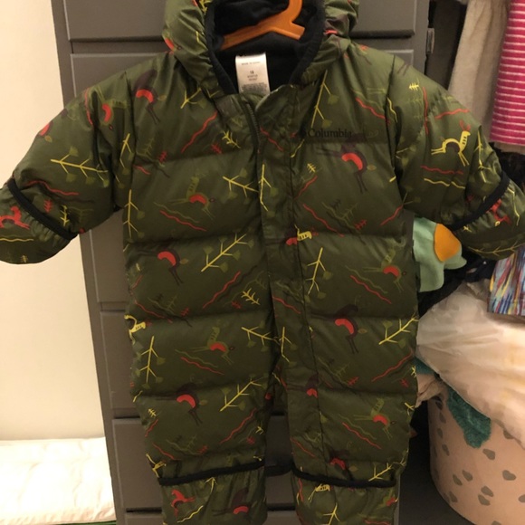 COPY - Columbia Puffer Snowsuit / 18 months / Down lining / EUC - Picture 5 of 6